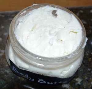 DIY Moisturizing Body Butter (Winter Blend)